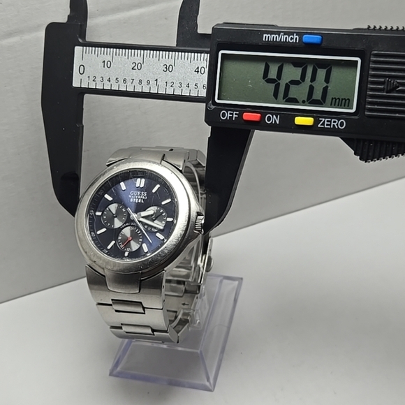 Mens Guess Waterpro Chronograph 42mm Watch G10117G Silver Blue New Battery - Picture 4 of 10